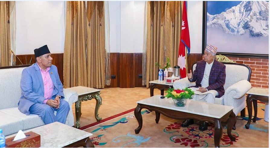 छलफल गर्न राष्ट्रपति र दाहालबीच भेटवार्ता