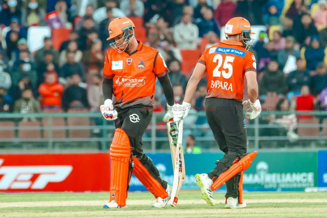 एनपीएल: चितवन राइनोजले लुम्बिनी लायन्सलाई १४३ रनको लक्ष्य दिएको छ