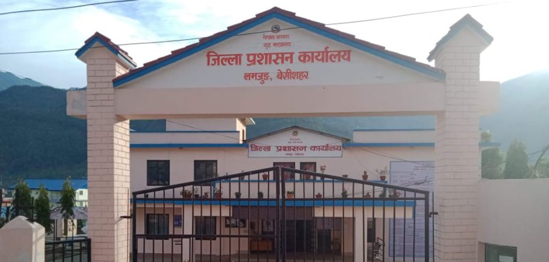 लमजुङमा चाप बढेपछि राहदानी वितरणमा ढिलाइ