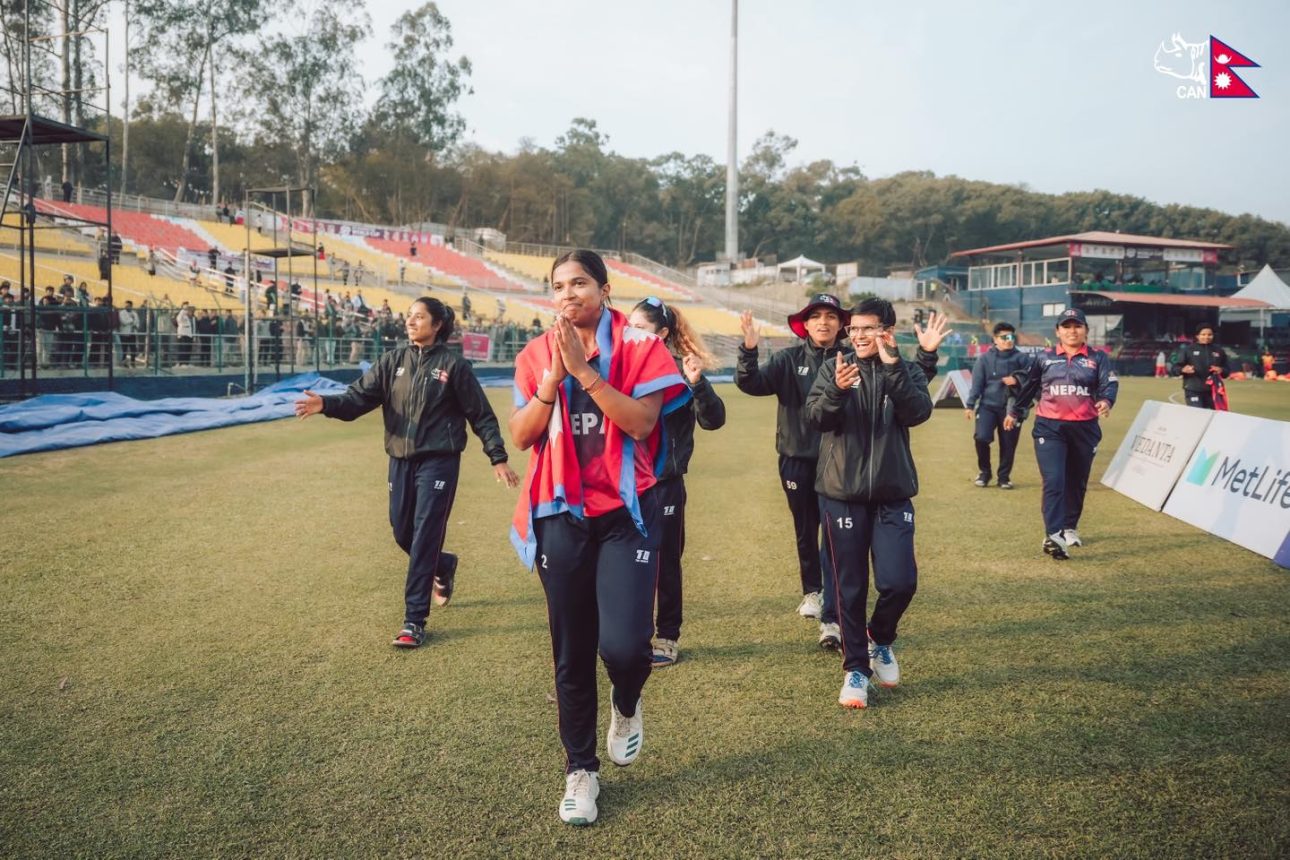 पूजा महतोको अर्धशतकमा नेपालले जिम्बाब्वेलाई हराउँदै आशा जोगायो