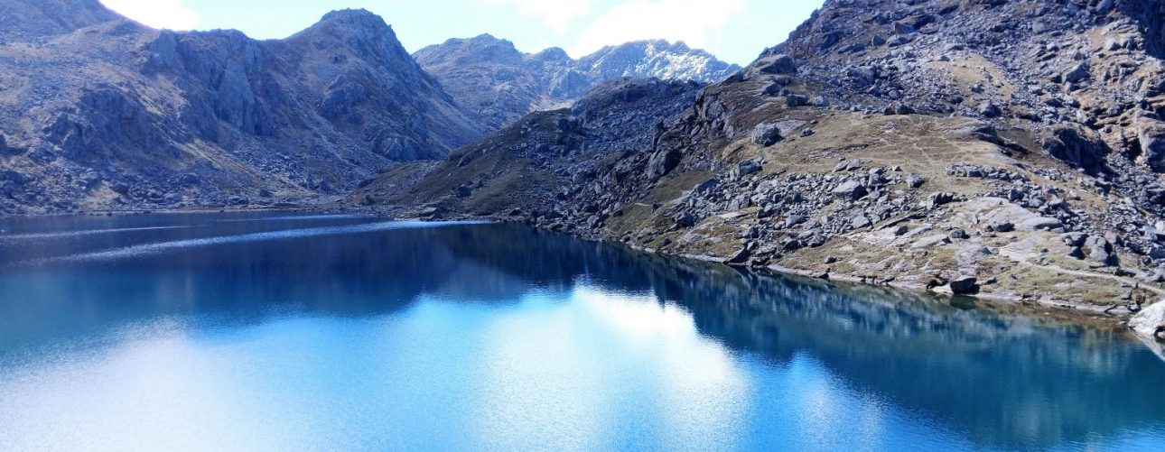 बाक्लो कुहिरोले हेलिकप्टर उडान अवरुद्ध, ५० भन्दा बढी तीर्थयात्रु प्रभावित