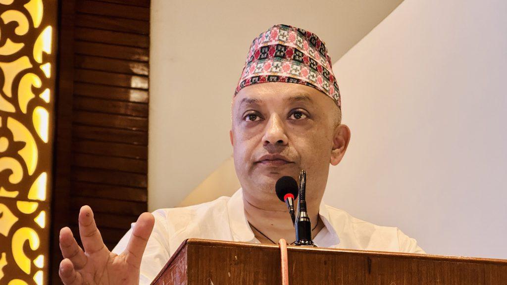 संविधान संशोधनमा परिपक्व निर्णय लिन गगन थापाको आग्रह