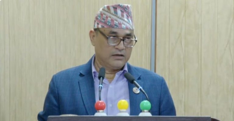 सुदूरपश्चिममा मुख्यमन्त्री शाहको राजीनामा, प्रदेश प्रमुखसमक्ष बुझाए