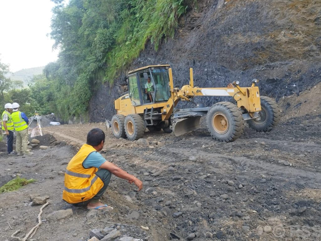 दैनिक १४ हजारभन्दा बढी सवारी गुड्ने कृष्णभीरको सडक खुलाउन काम तीव्र