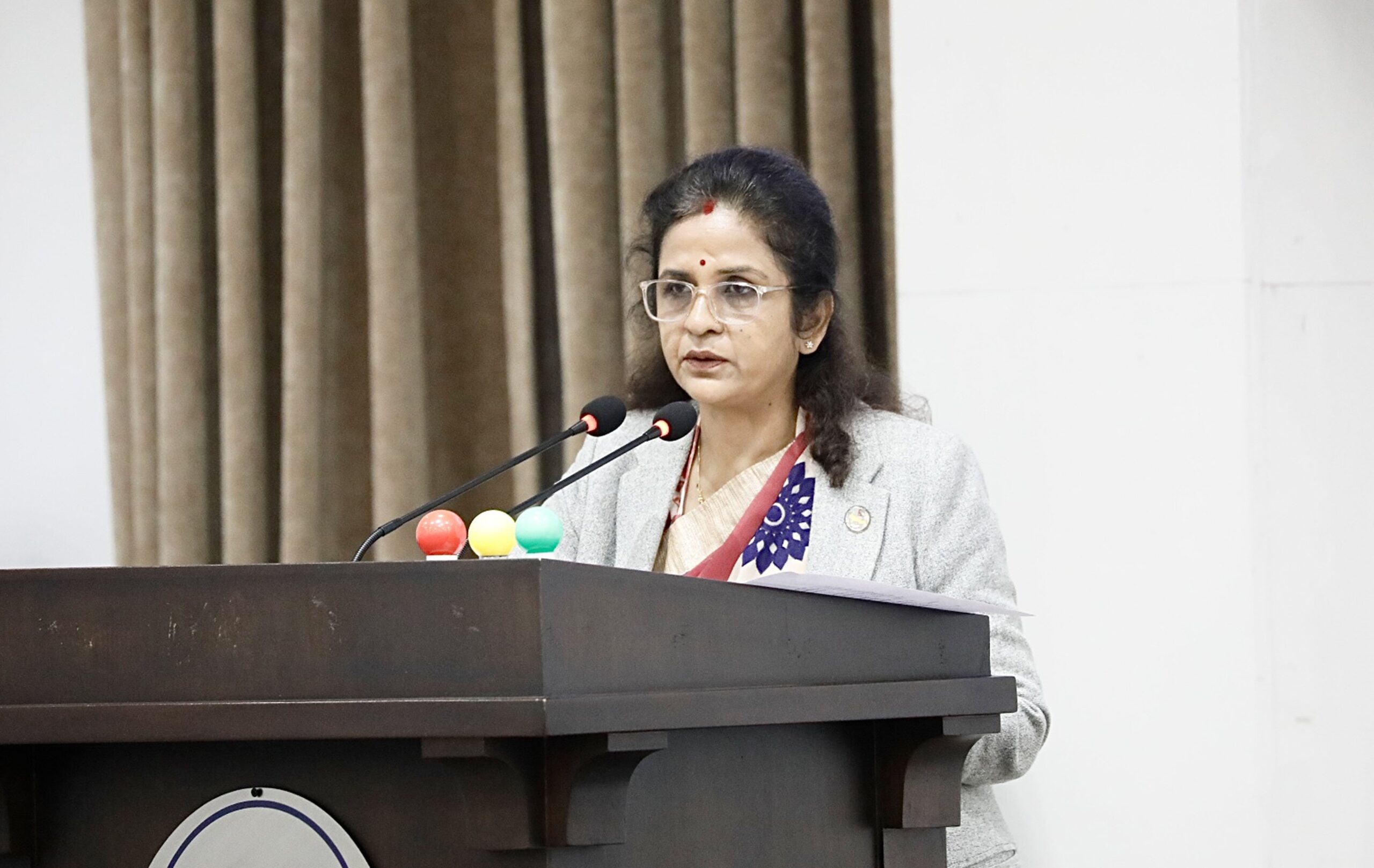 ग्यासदेखि चिनीको मूल्यसम्म, आपूर्ति व्यवस्थापनमा सरकारसँग समितिको जवाफ माग