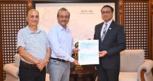 भोटेकोसी बाढीपीडितका लागि रिद्धिसिद्धि र सौर्य सिमेन्टको १ करोड १ लाख सहयोग